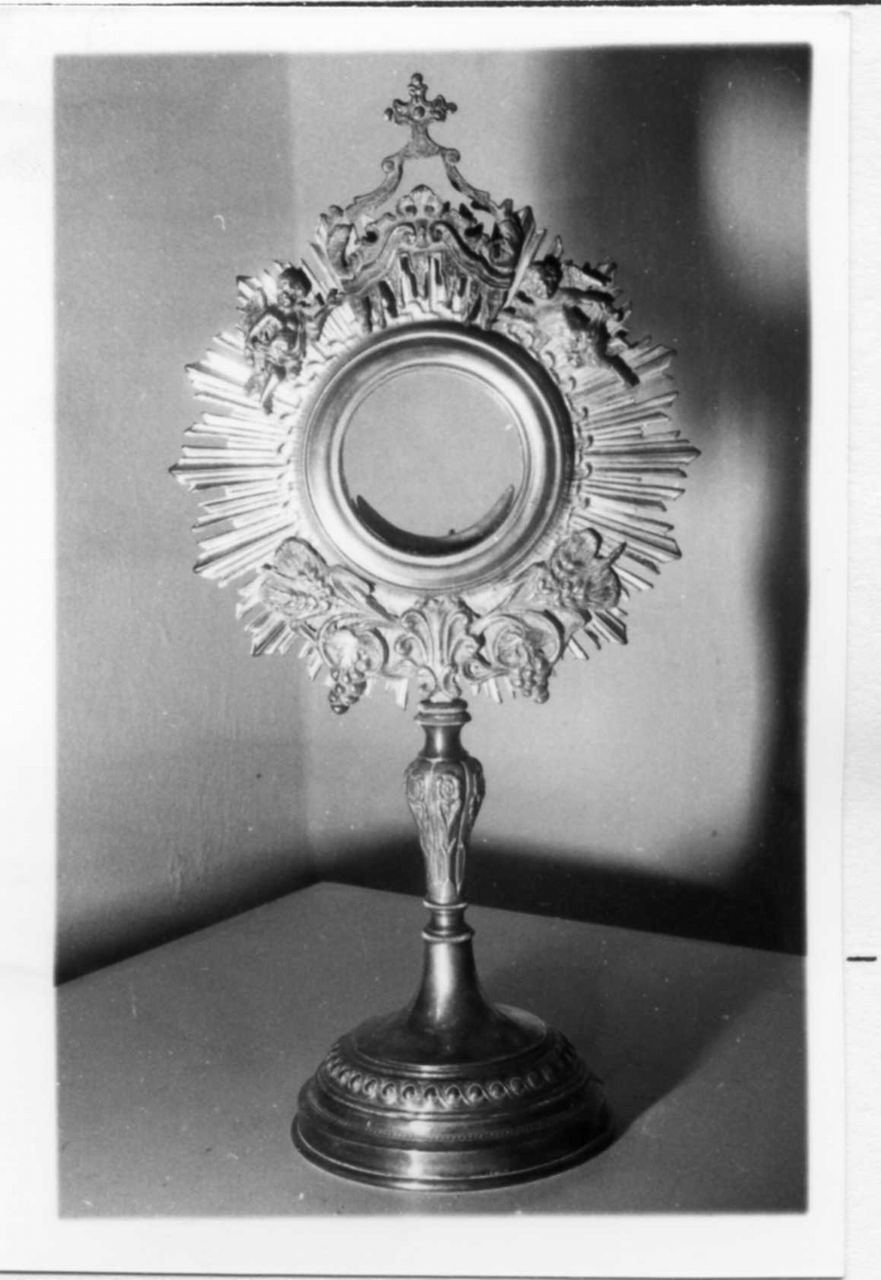 motivi decorativi vegetali a festoni con nastri e putti (ostensorio - a raggiera) - bottega italiana (fine sec. XIX)