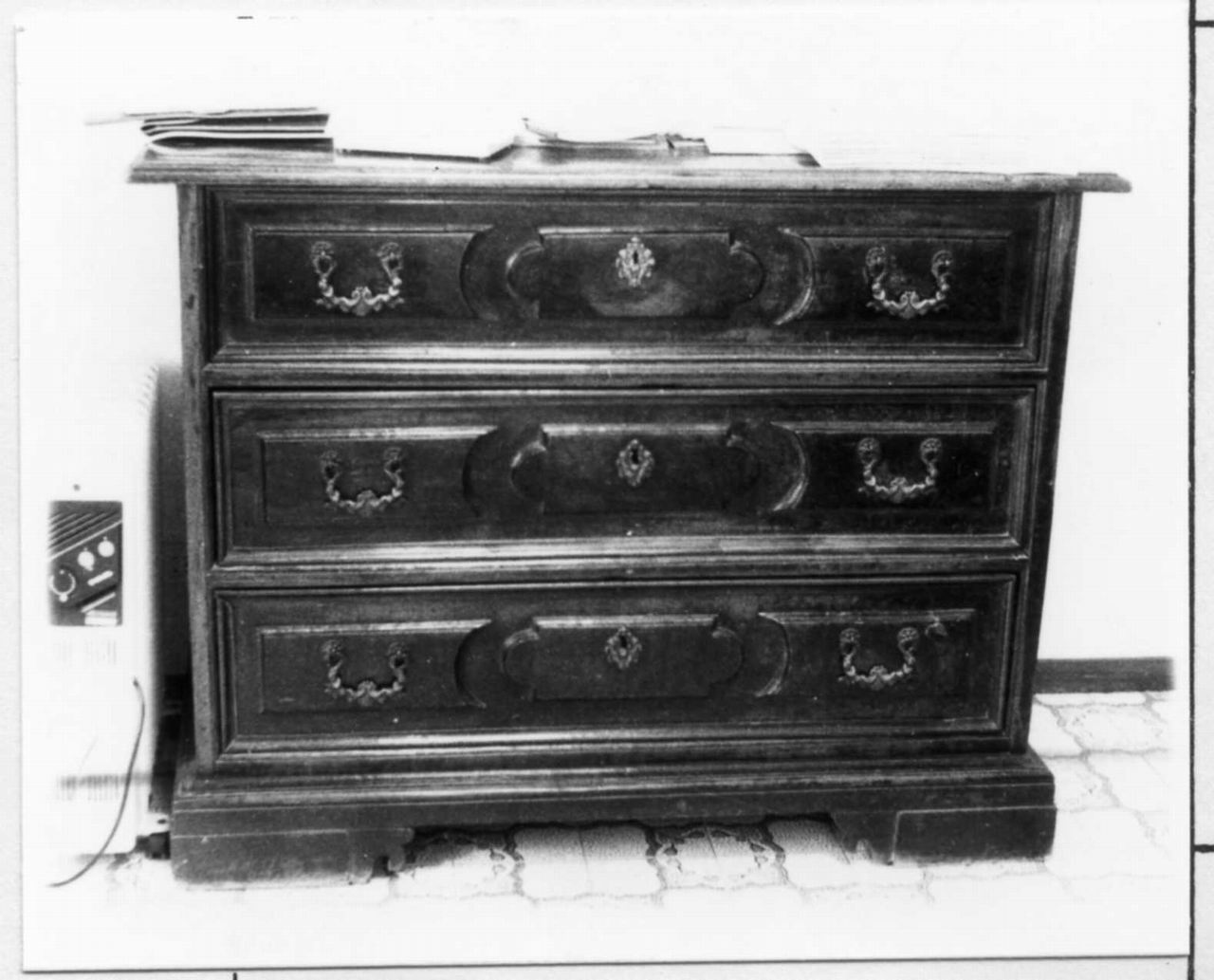 cassettone - bottega bolognese (prima metà sec. XVII)