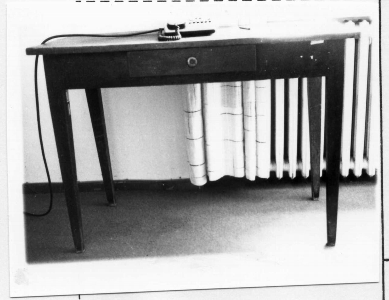 tavolo - bottega italiana (primo quarto sec. XIX)