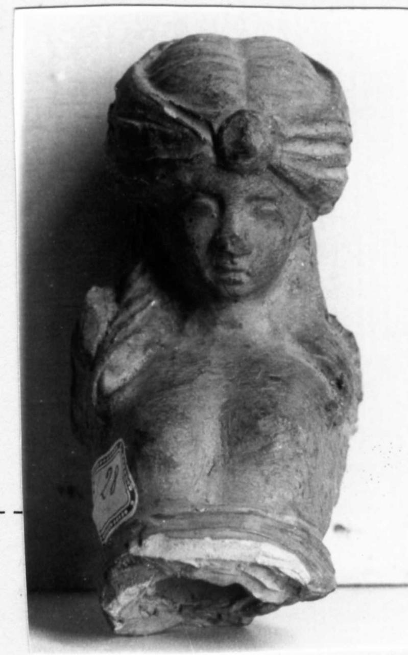 busto femminile (scultura) - bottega emiliana (inizio sec. XIX)