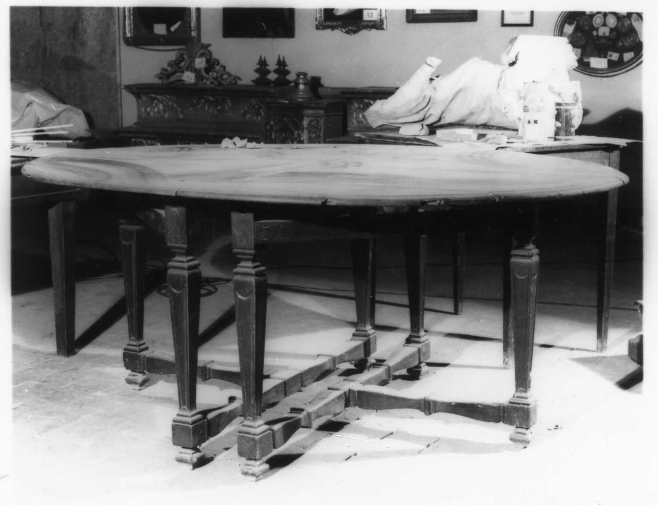 tavolo - bottega emiliana (sec. XIX)