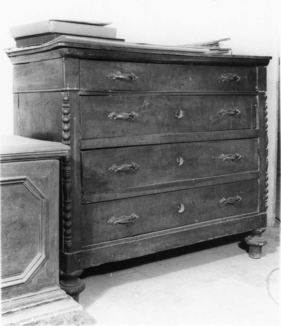 cassettone - bottega emiliana (sec. XIX)