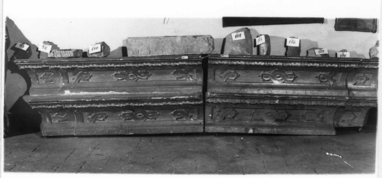 gradino d'altare - bottega emiliana (fine/inizio secc. XVIII/ XIX)