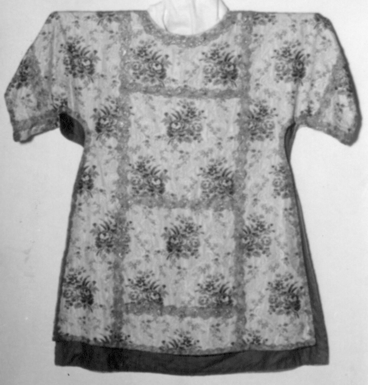 tunicella, serie - manifattura Italia settentrionale (fine/inizio secc. XVIII/ XIX)