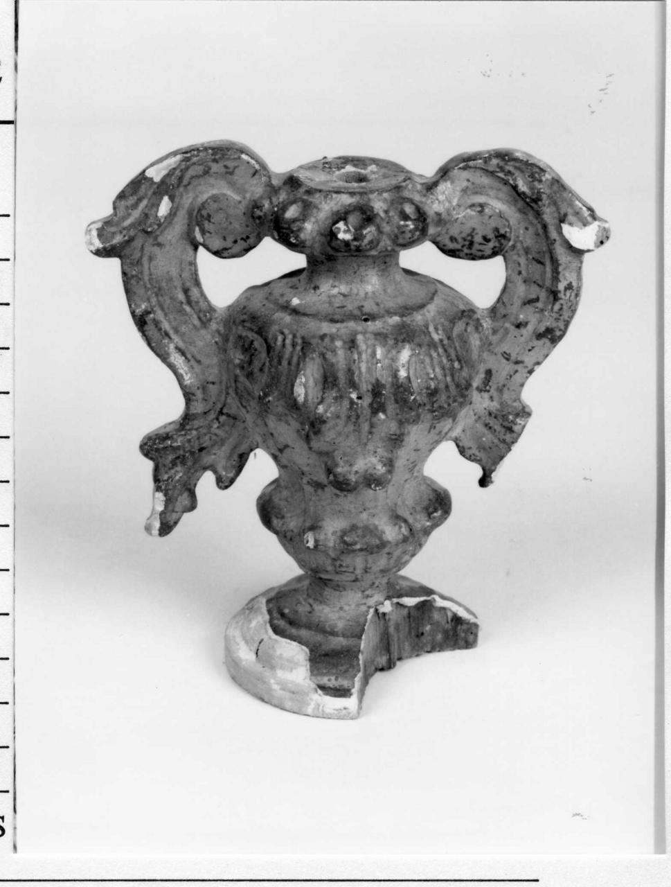 vaso - bottega emiliana (seconda metà sec. XVIII)