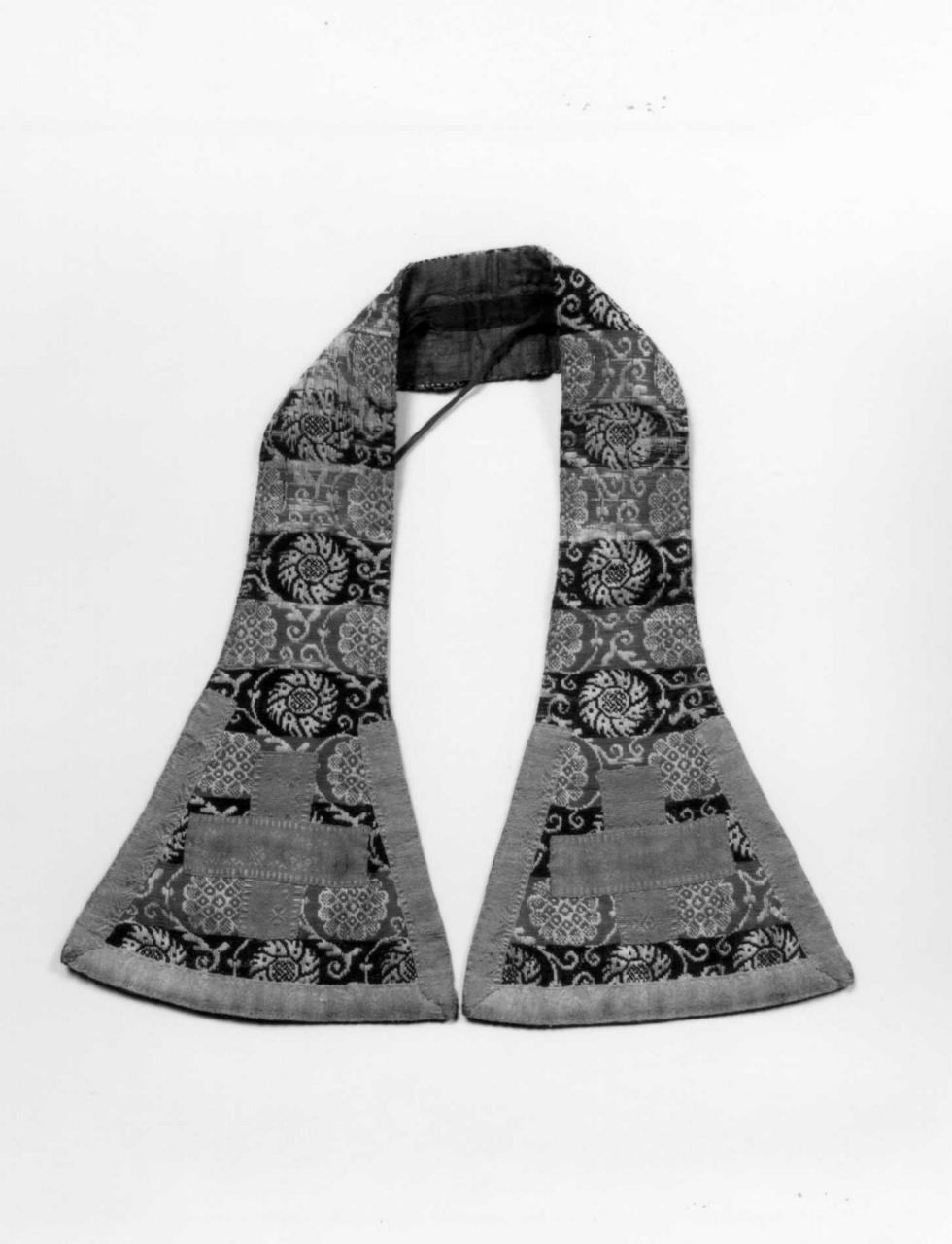 manipolo - manifattura italiana (secondo quarto sec. XVII)