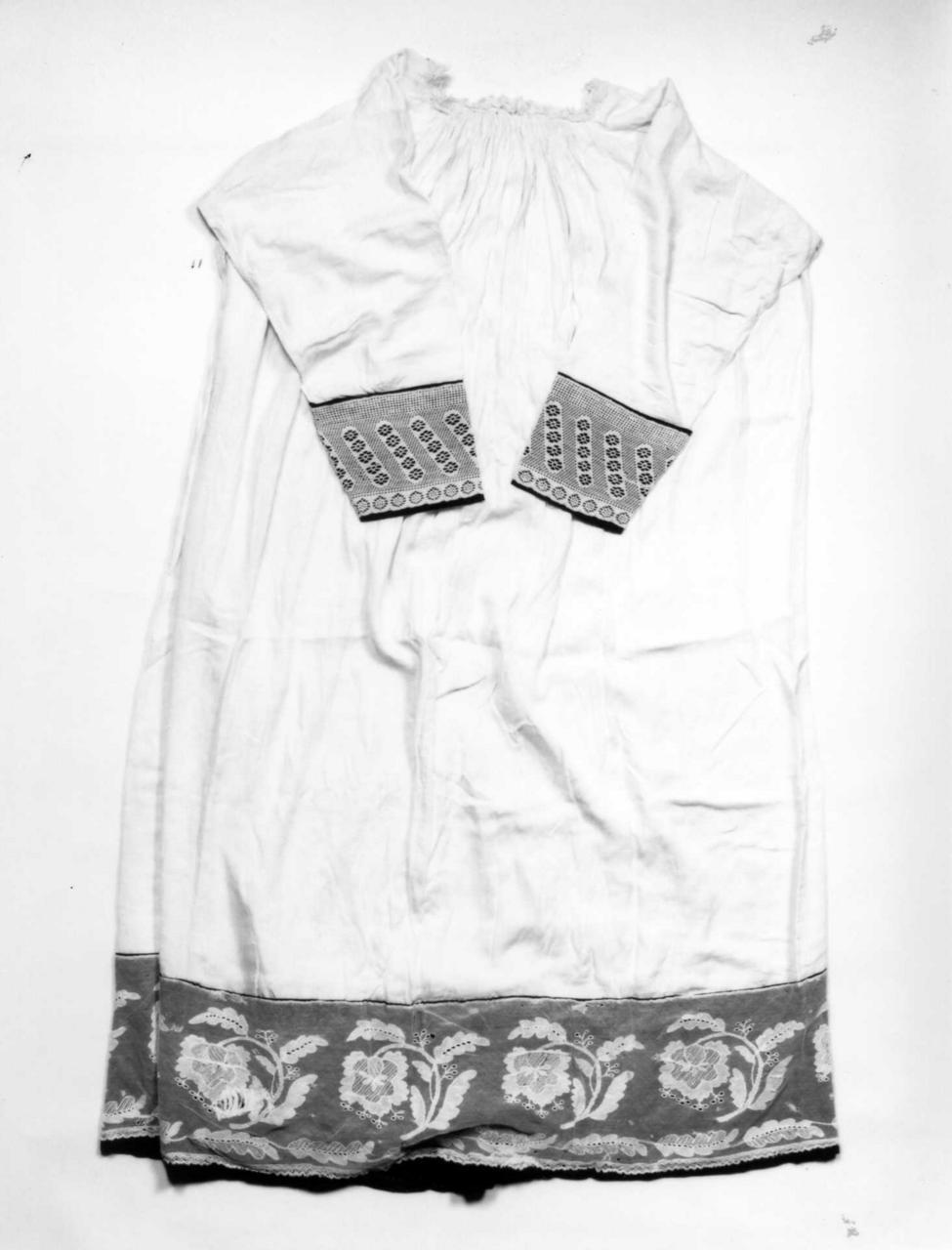 camice - manifattura italiana (sec. XIX)