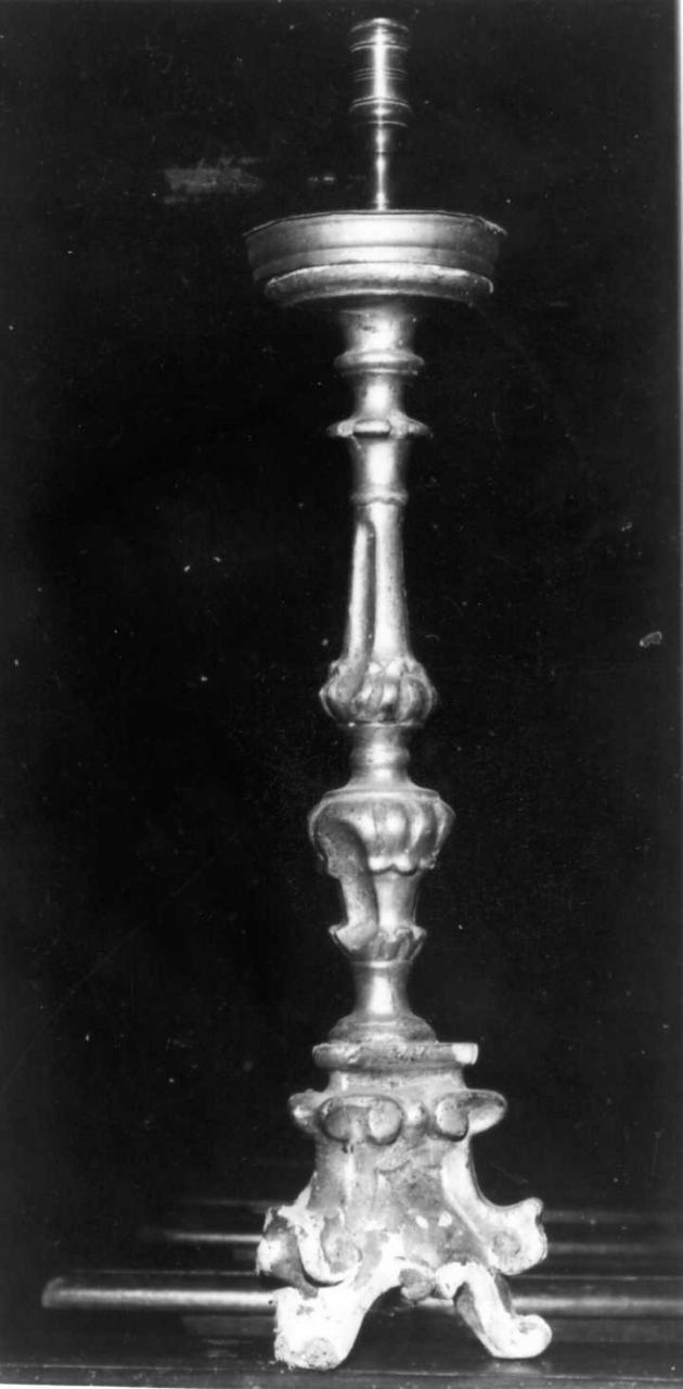 candeliere d'altare, serie - bottega emiliana (prima metà sec. XVIII)