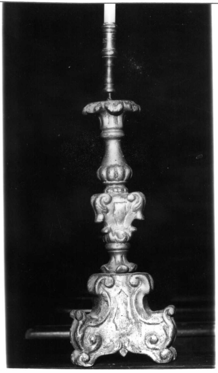 candeliere d'altare, serie - bottega modenese (prima metà sec. XVIII)