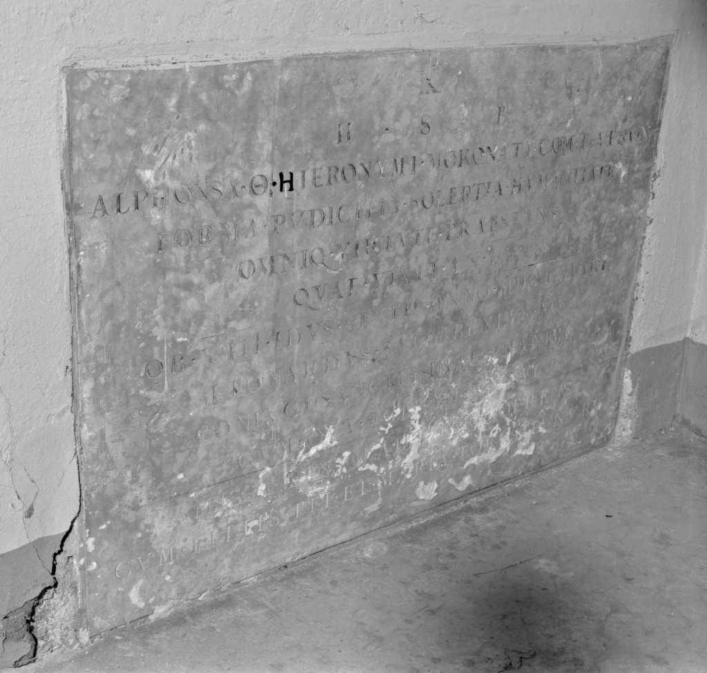 lapide tombale - produzione modenese (sec. XIX)