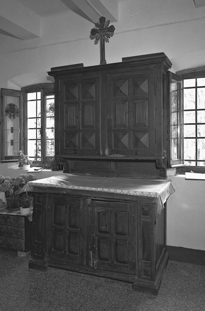 mobile a due corpi - manifattura emiliana (prima metà sec. XIX)