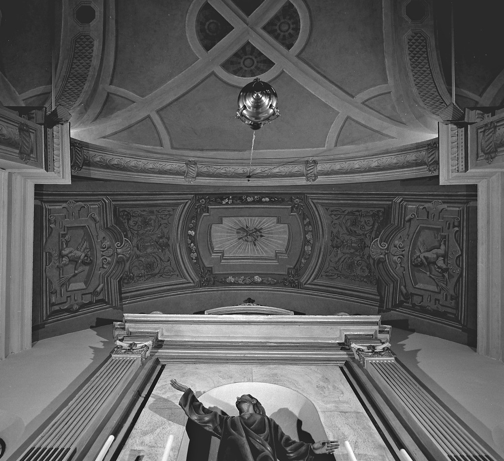 simboli della passione (dipinto) di Rossi Lelio (sec. XIX)