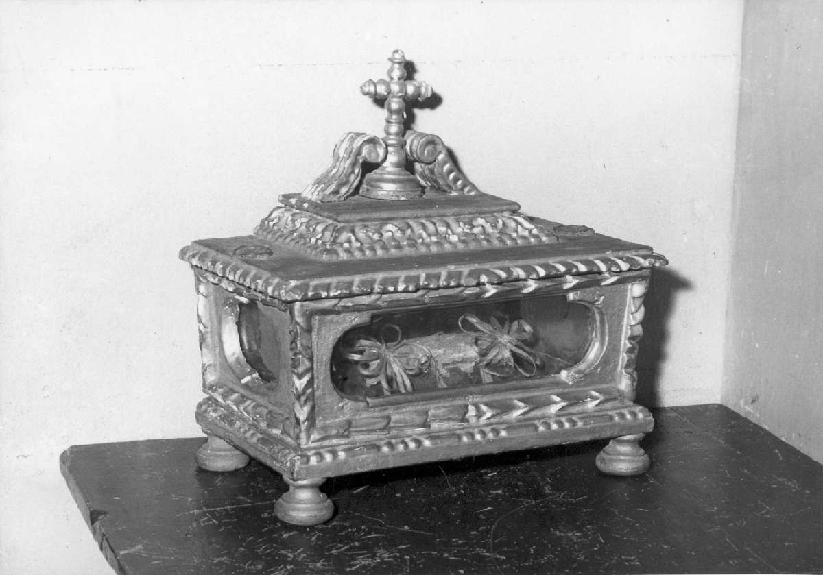 reliquiario a teca - a urna, serie - manifattura emiliana (inizio sec. XVII)