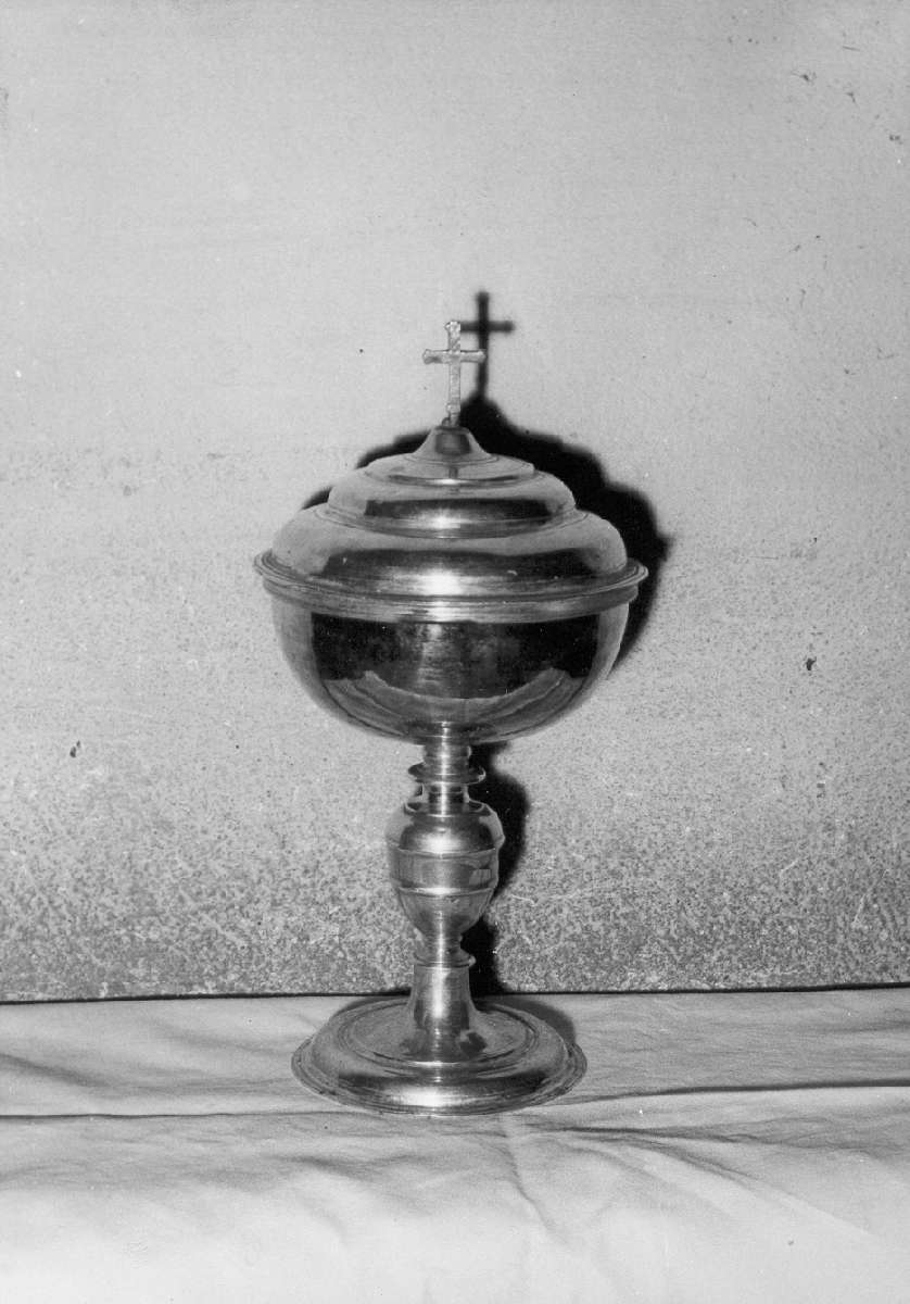 pisside - manifattura emiliana (fine sec. XVII)