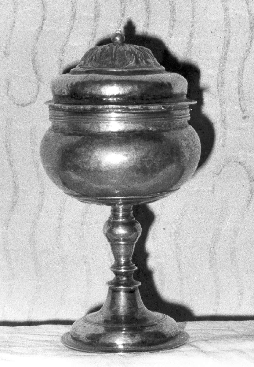 pisside - manifattura emiliana (inizio sec. XVIII)