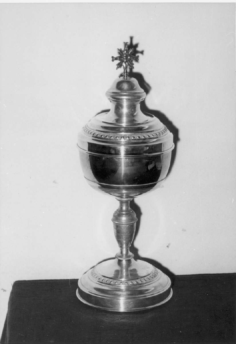 pisside - manifattura emiliano-lombarda (prima metà sec. XX)