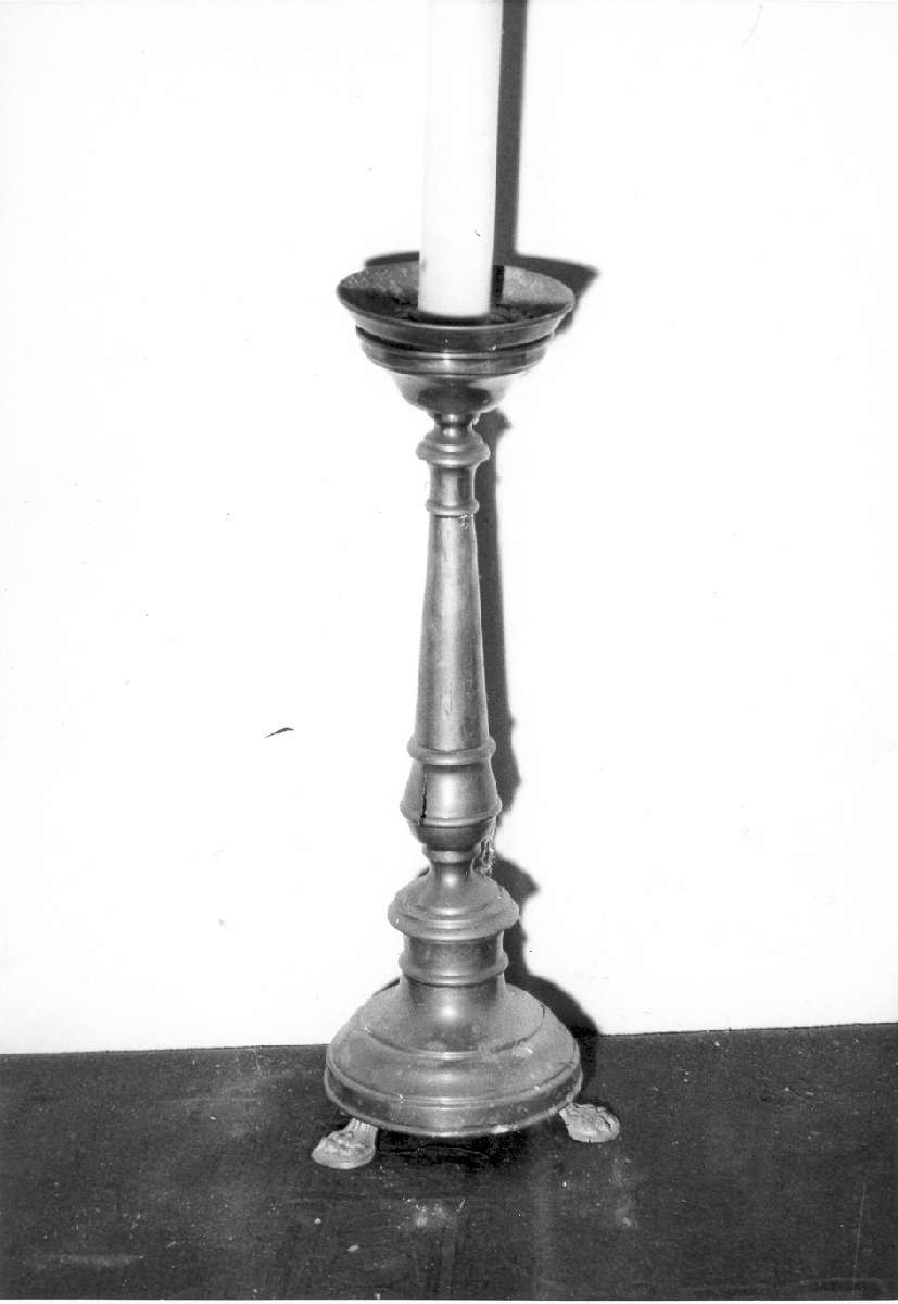 candeliere d'altare, serie - manifattura emiliano-lombarda (primo quarto sec. XX)