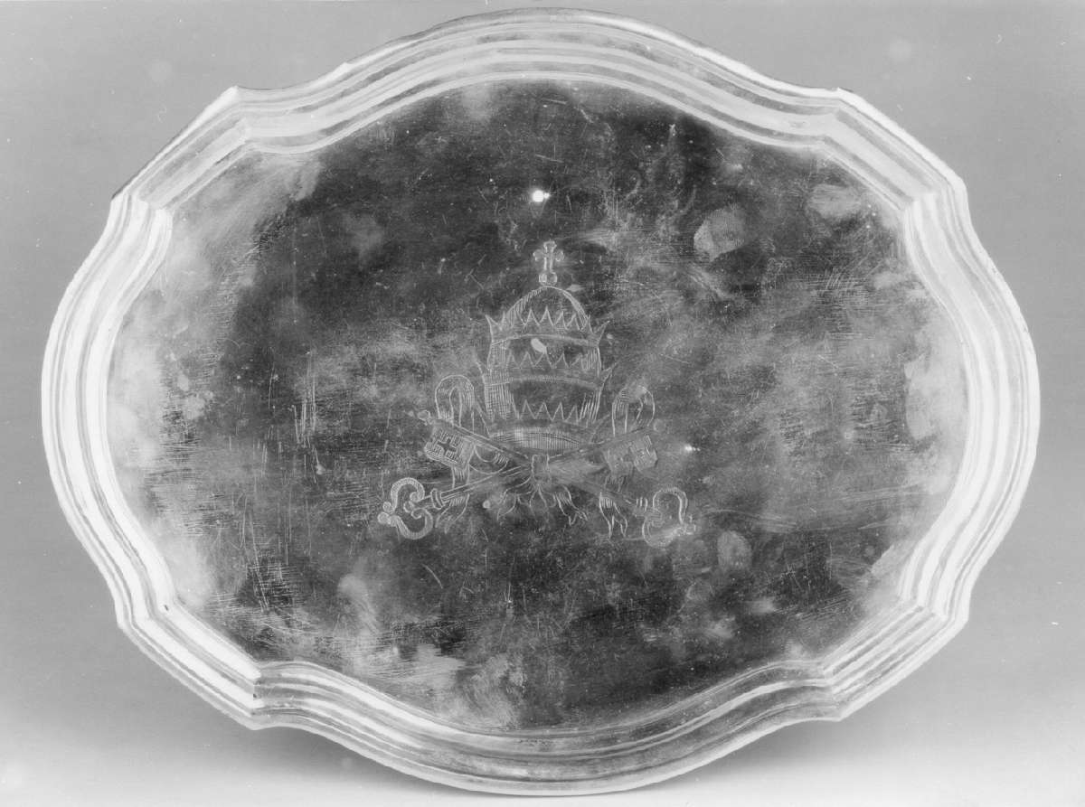 vassoio - manifattura modenese-reggiana (seconda metà sec. XVIII)