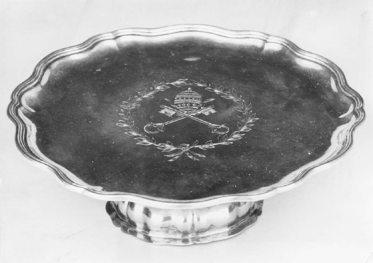 alzata, serie - manifattura modenese-reggiana (seconda metà sec. XVIII)