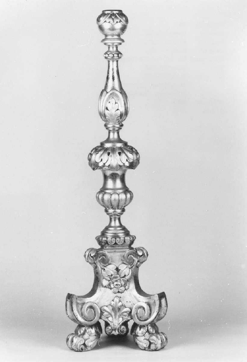 base per croce, elemento d'insieme - manifattura modenese (sec. XIX)