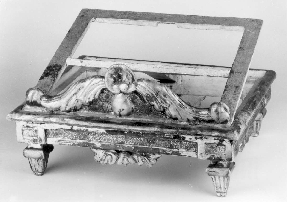 leggio d'altare - manifattura modenese (prima metà sec. XVIII)