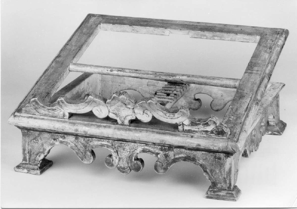 leggio d'altare - manifattura modenese (seconda metà sec. XVIII)