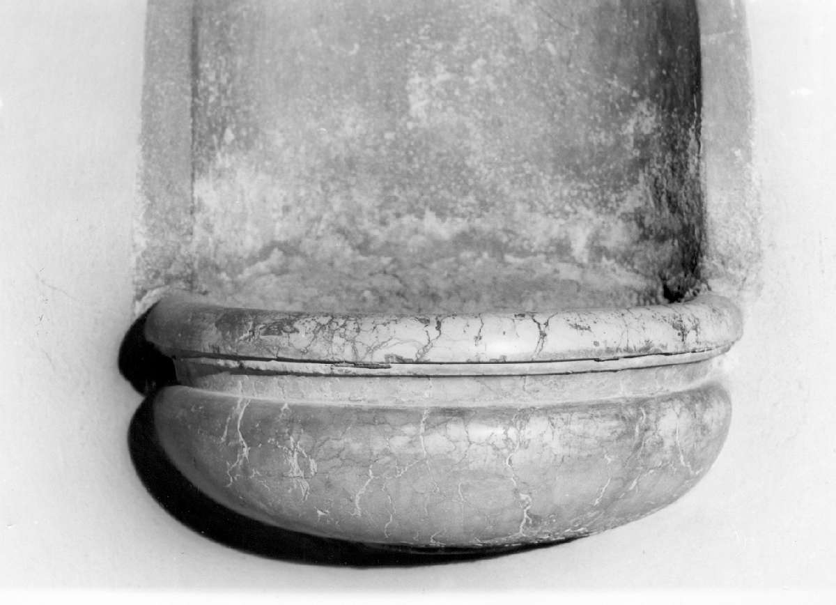 acquasantiera - manifattura reggiana (sec. XVII)