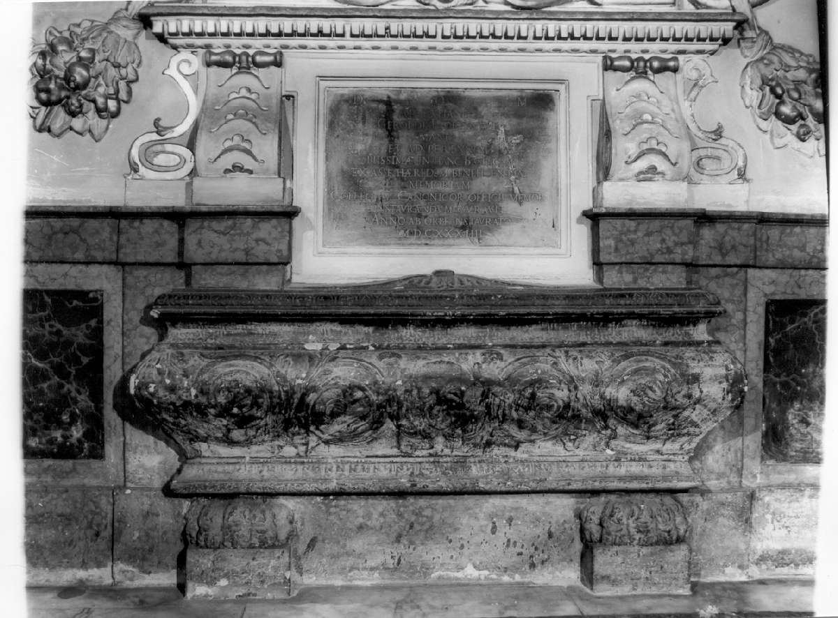 monumento funebre - manifattura reggiana (secondo quarto sec. XVII)