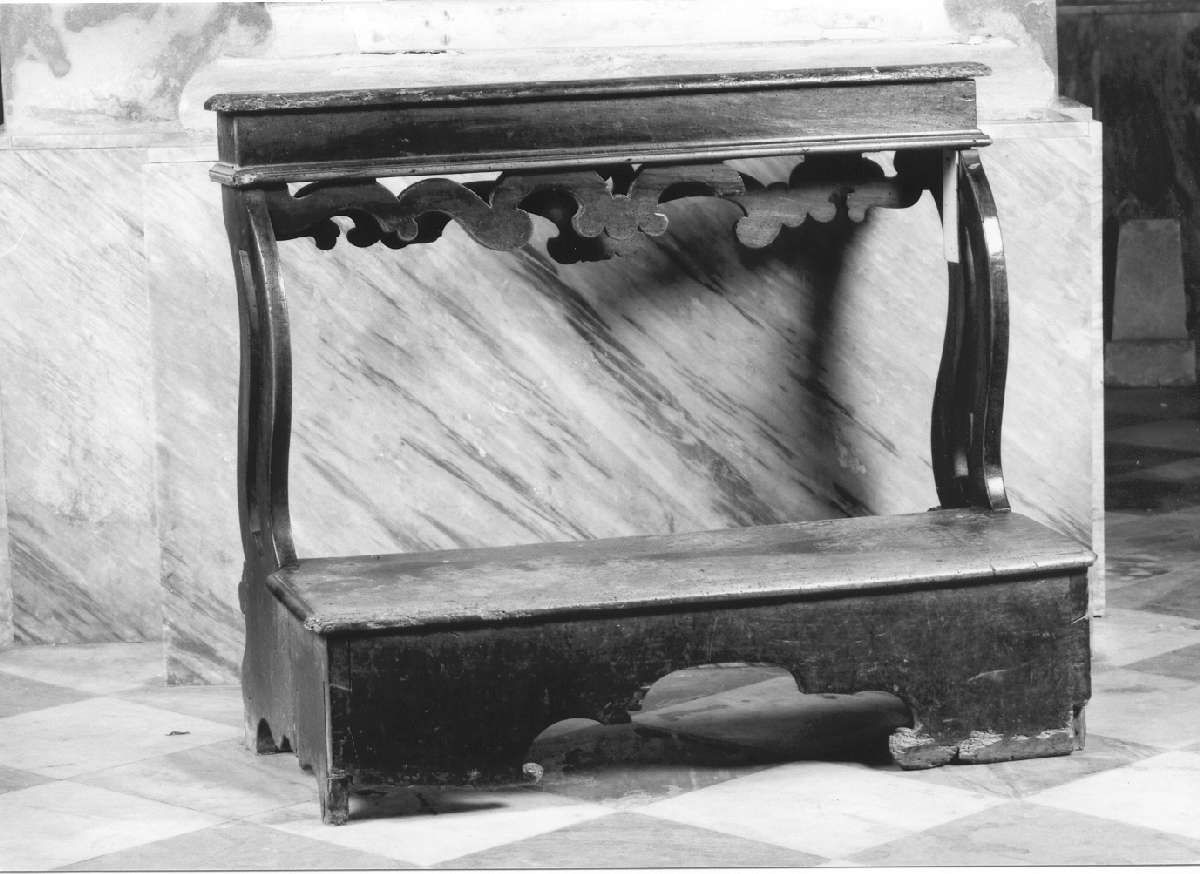inginocchiatoio - ambito reggiano (sec. XVIII)