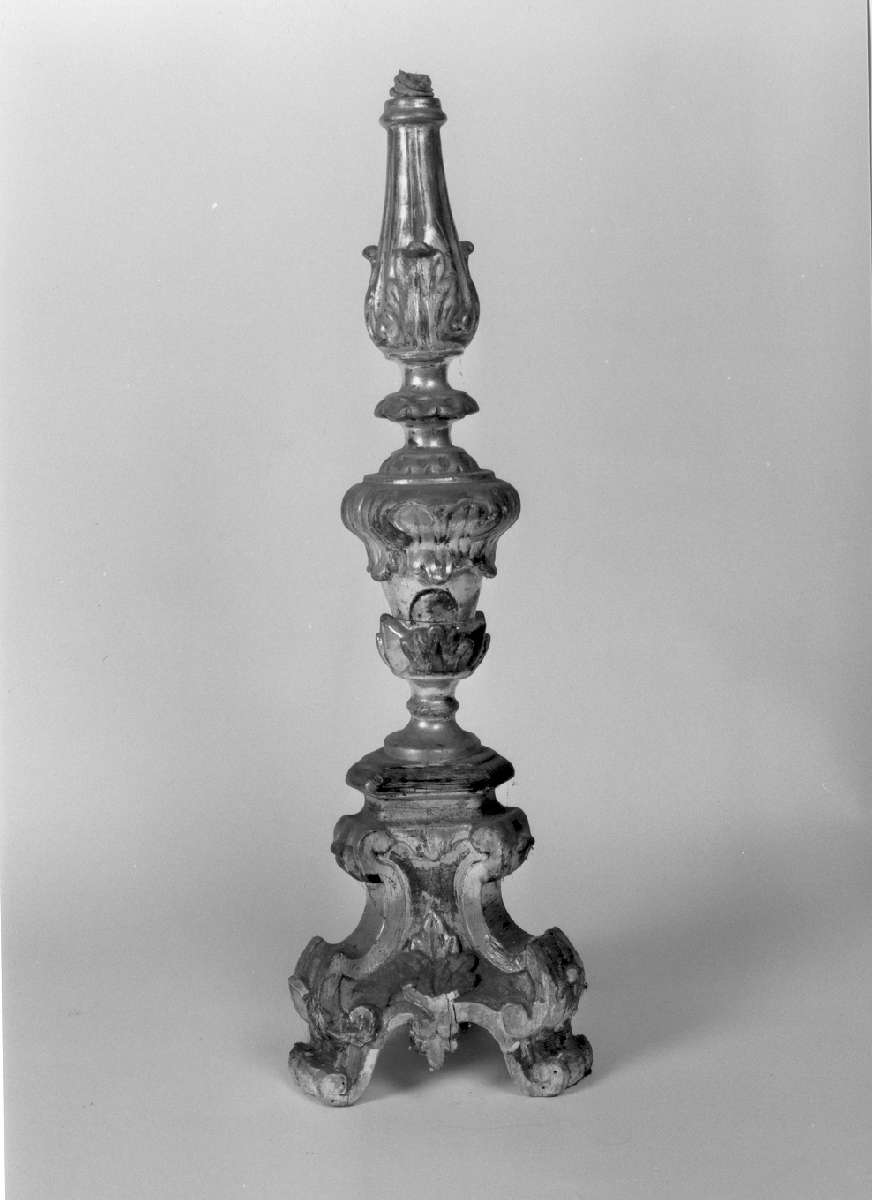 base per croce d'altare, elemento d'insieme - ambito reggiano (seconda metà sec. XVIII)