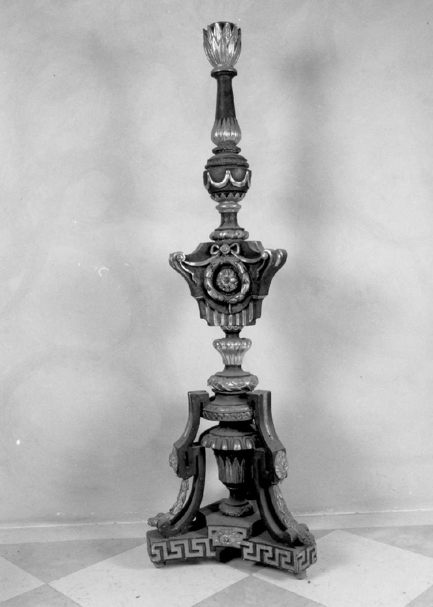 base per croce d'altare, elemento d'insieme - ambito emiliano (sec. XVIII)