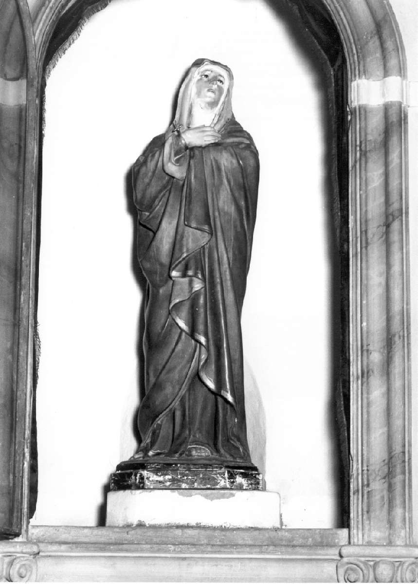 Madonna Addolorata (statua) di Raffaelli Antonio (bottega) (sec. XX)