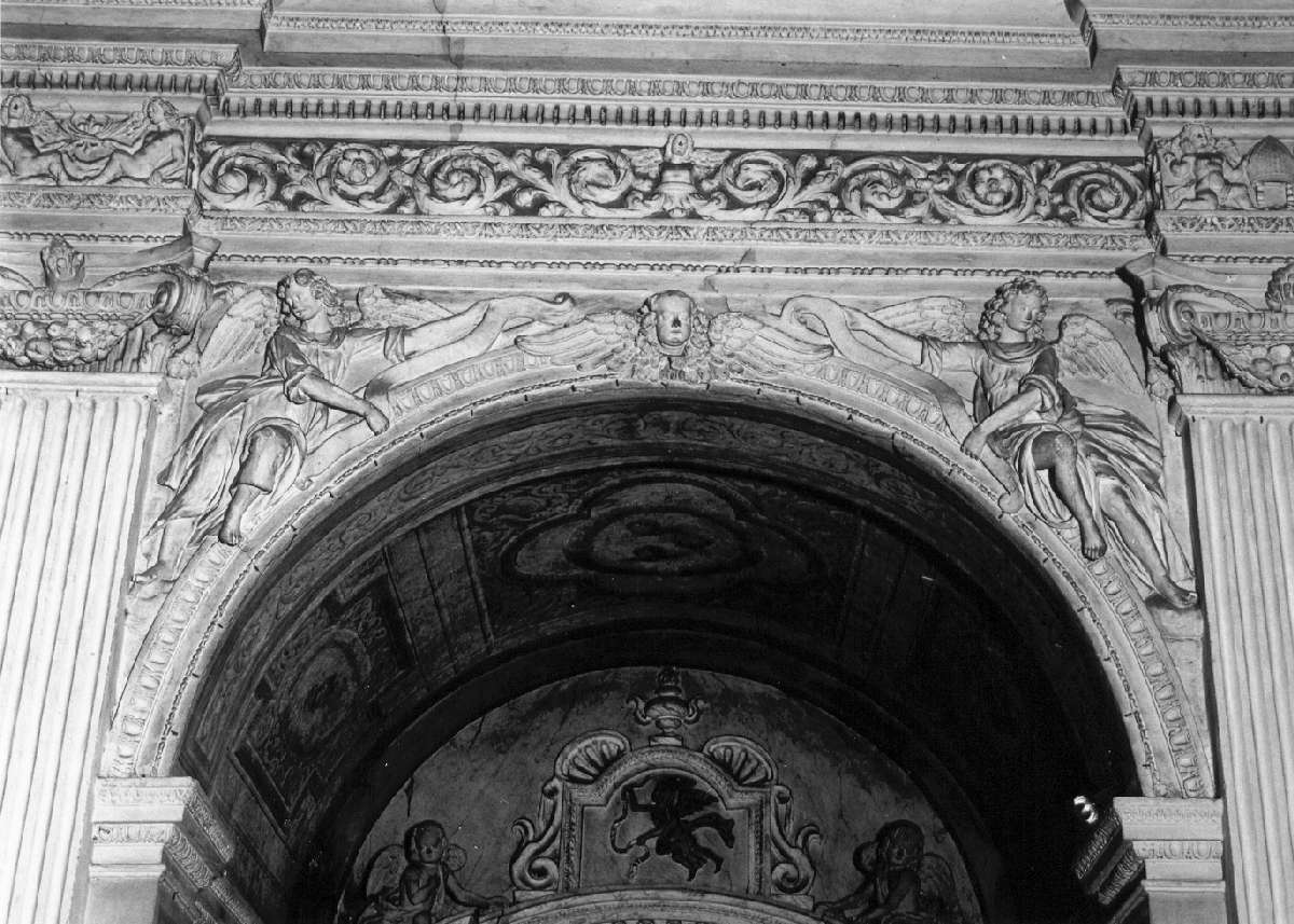 decorazione plastica, elemento d'insieme di Ferraboschi Martino (sec. XVII)