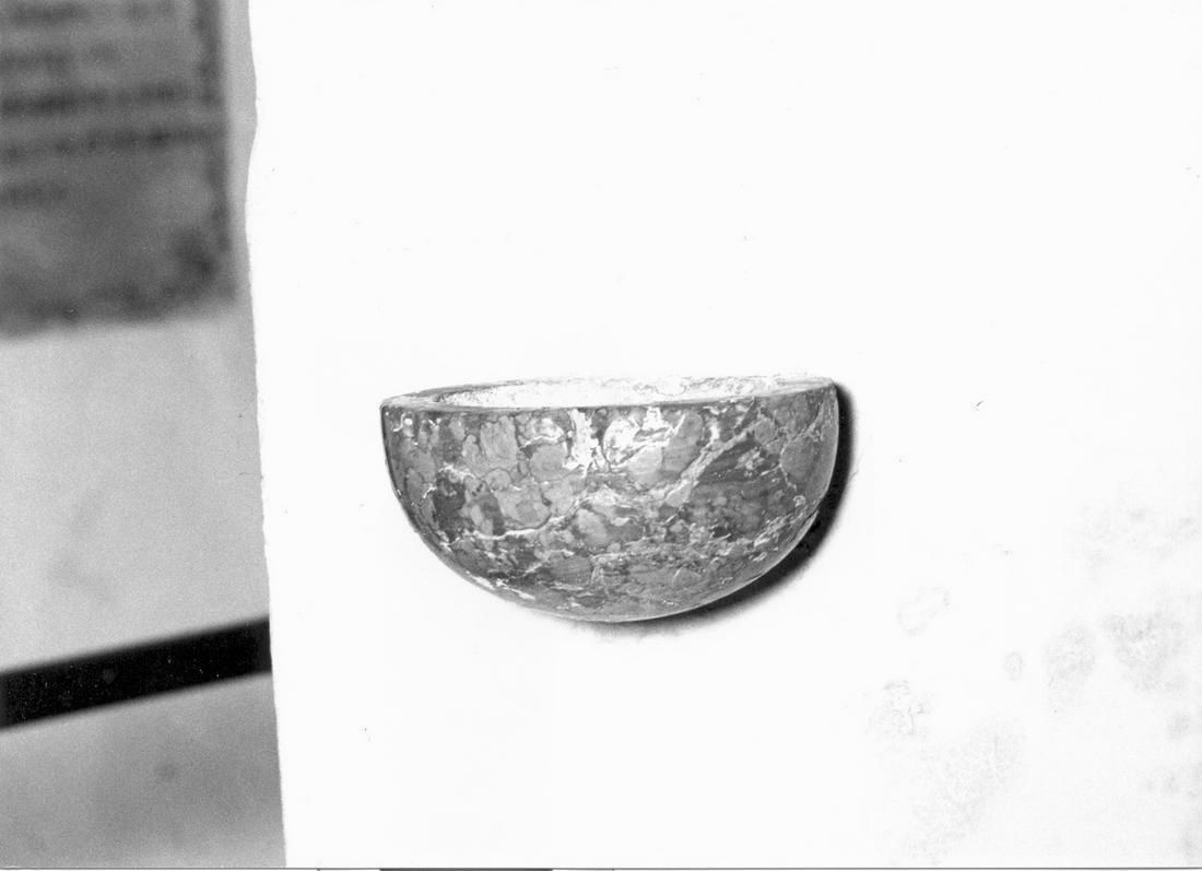 acquasantiera da parete - manifattura emiliano-lombarda (sec. XIX)