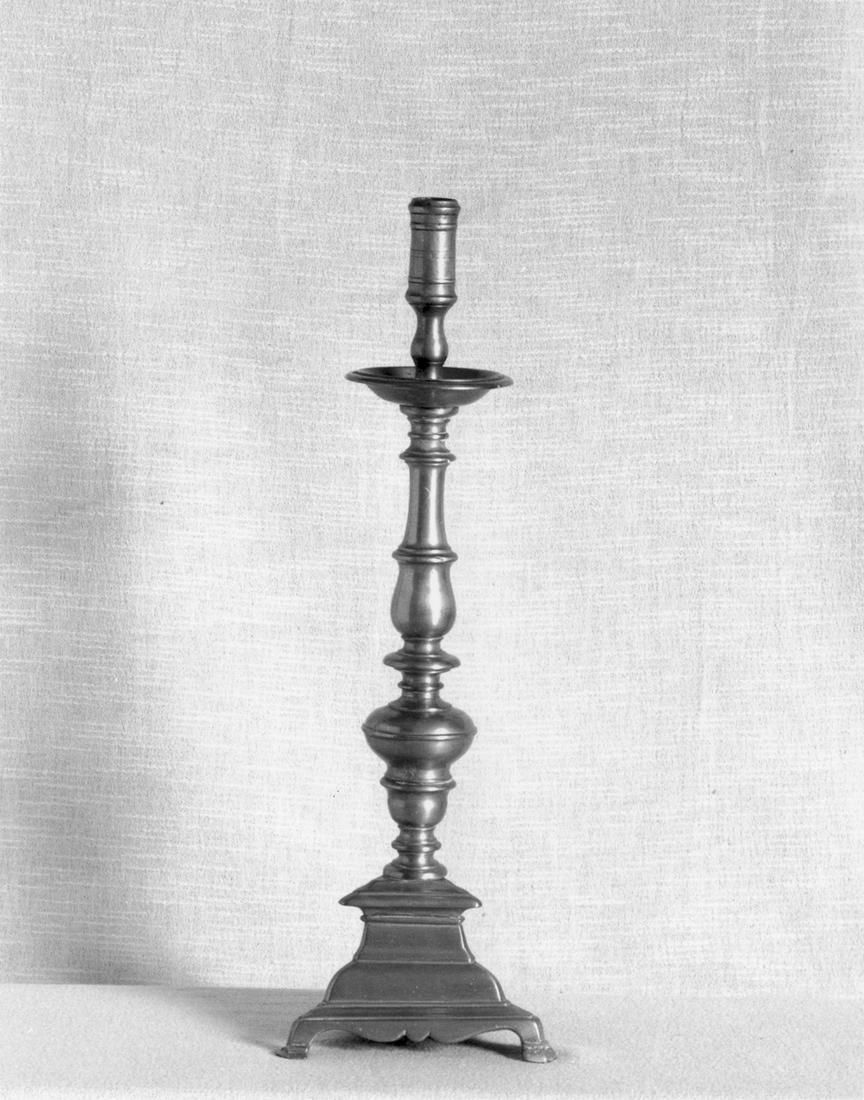 candeliere, serie - manifattura emiliano-lombarda (primo quarto sec. XX)