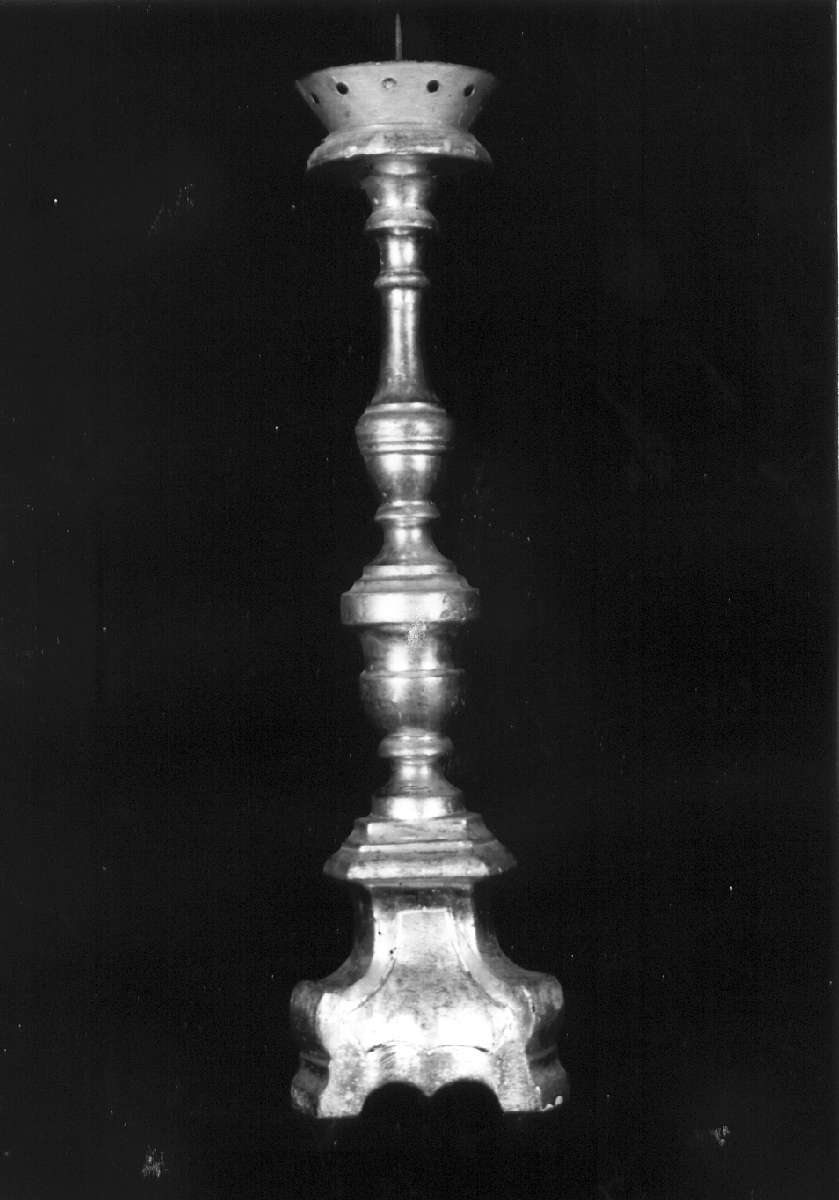 candeliere d'altare, serie - manifattura emiliana (seconda metà sec. XIX)