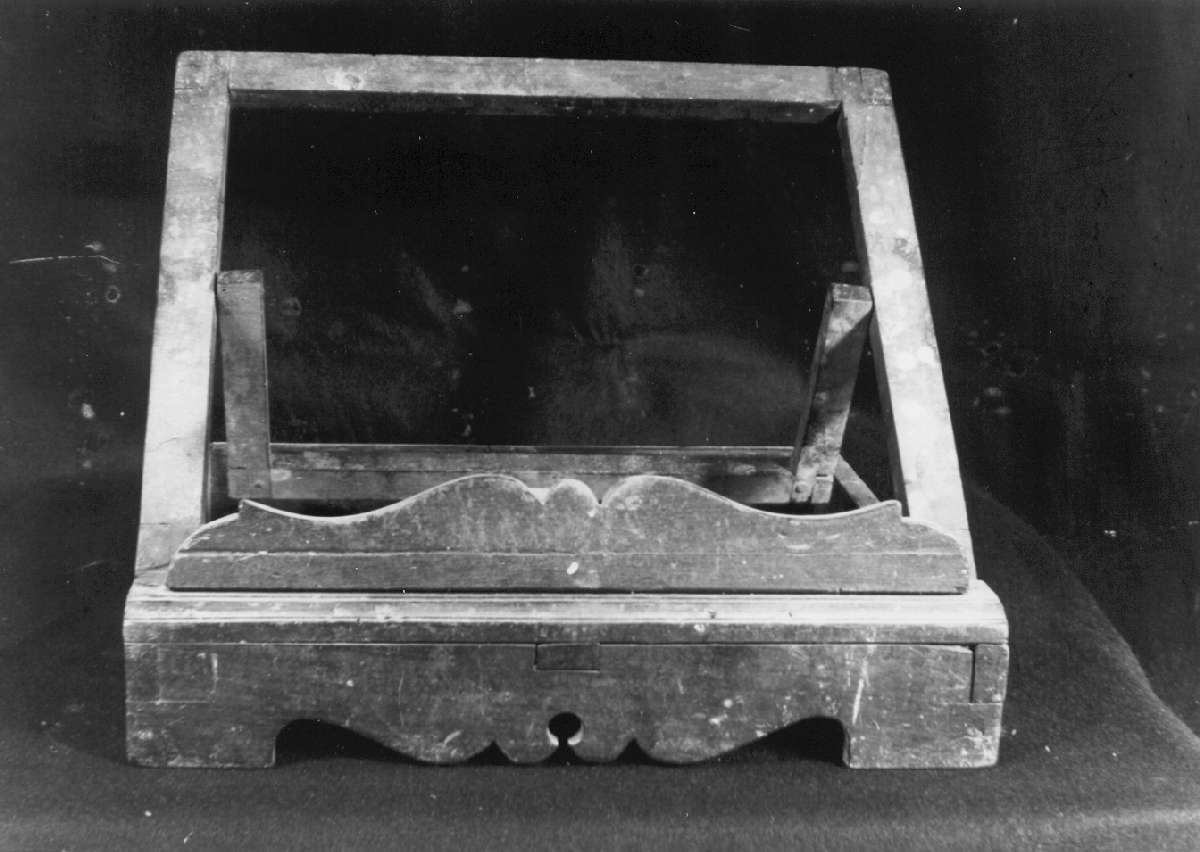 leggio - manifattura emiliana (metà sec. XIX)