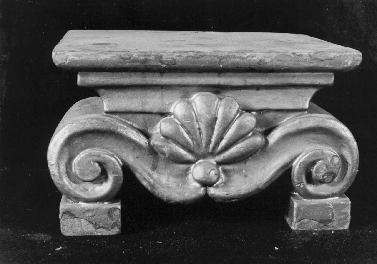 base per reliquiario - manifattura emiliana (fine/inizio secc. XVIII/ XIX)