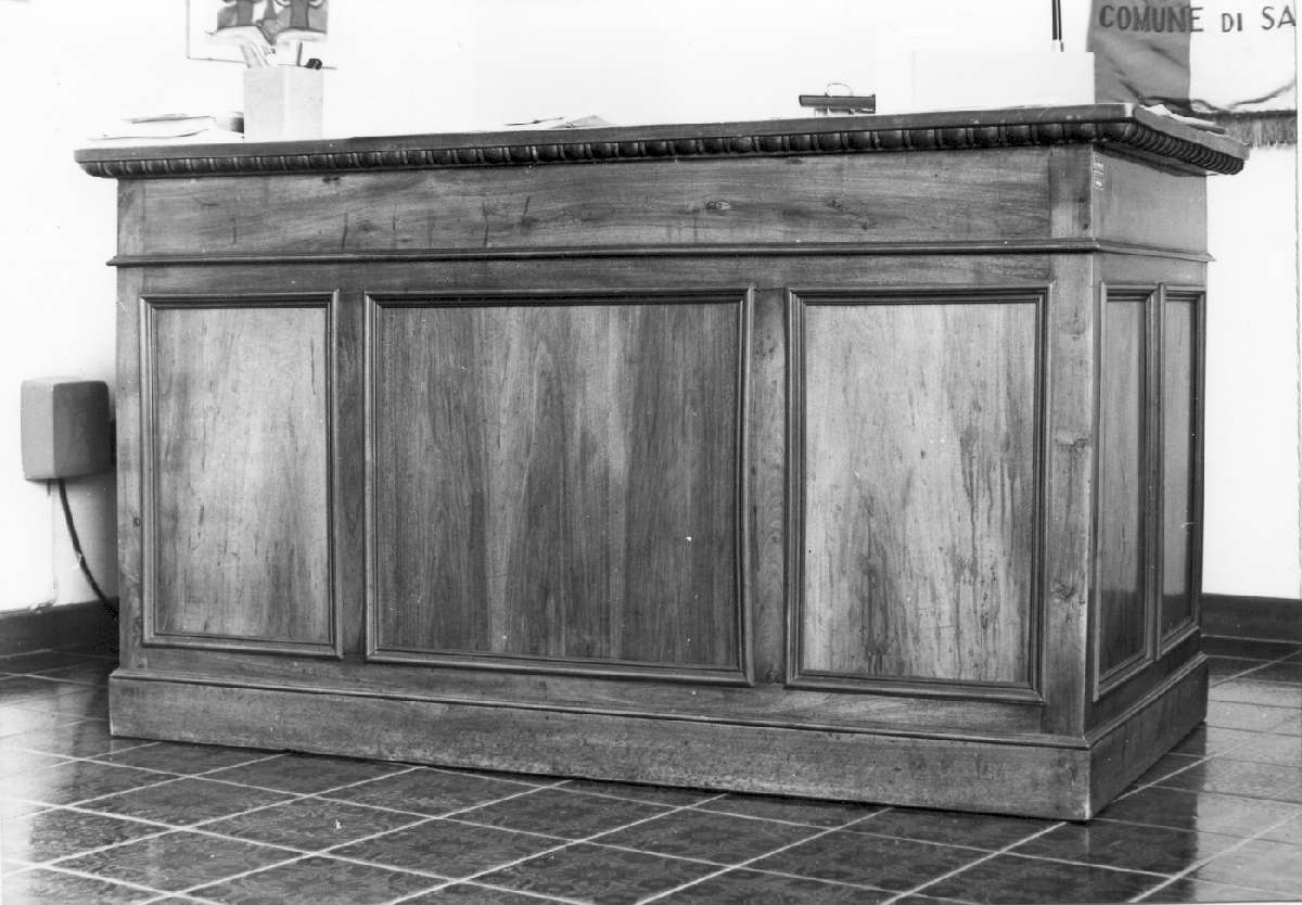 scrivania - manifattura emiliana (sec. XX)