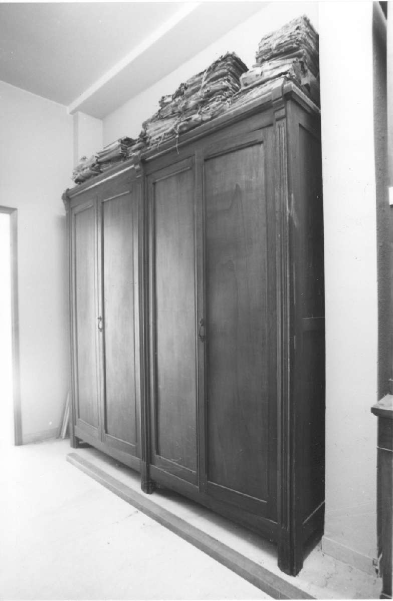 armadio - manifattura modenese (sec. XX)