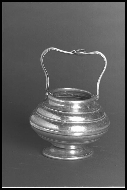 secchiello per l'acqua benedetta - manifattura emiliana (sec. XVIII)