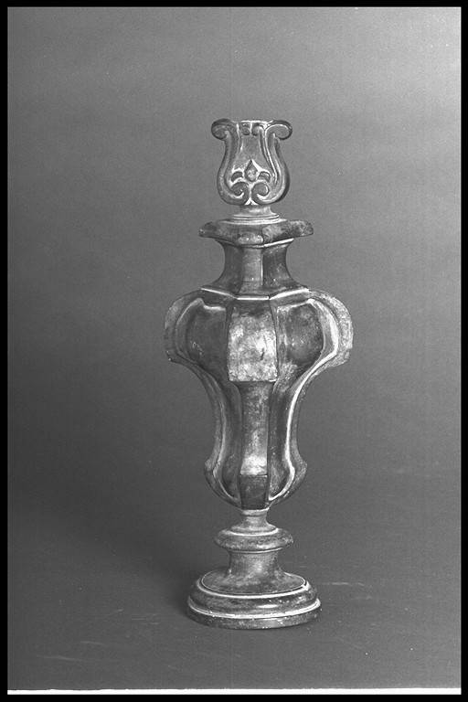 base per croce d'altare, frammento - manifattura emiliana (sec. XVIII)