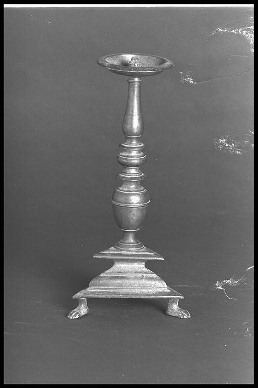 candeliere d'altare, serie - manifattura emiliano-lombarda (prima metà sec. XVII)