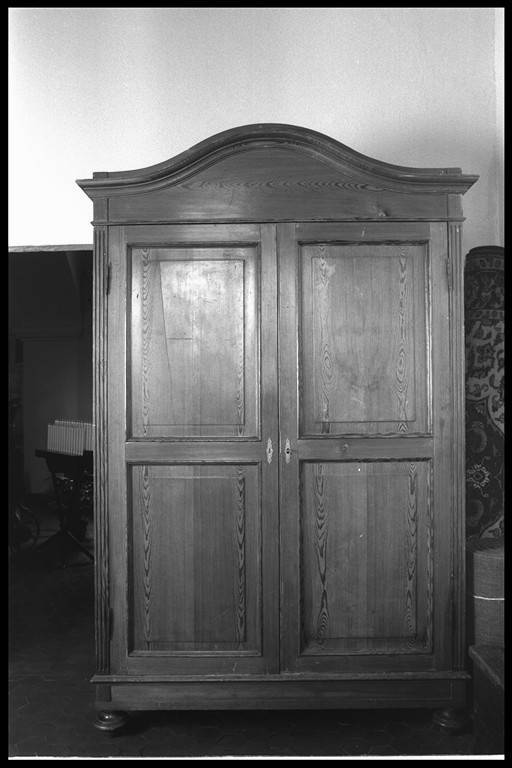 armadio - ambito modenese (sec. XIX)