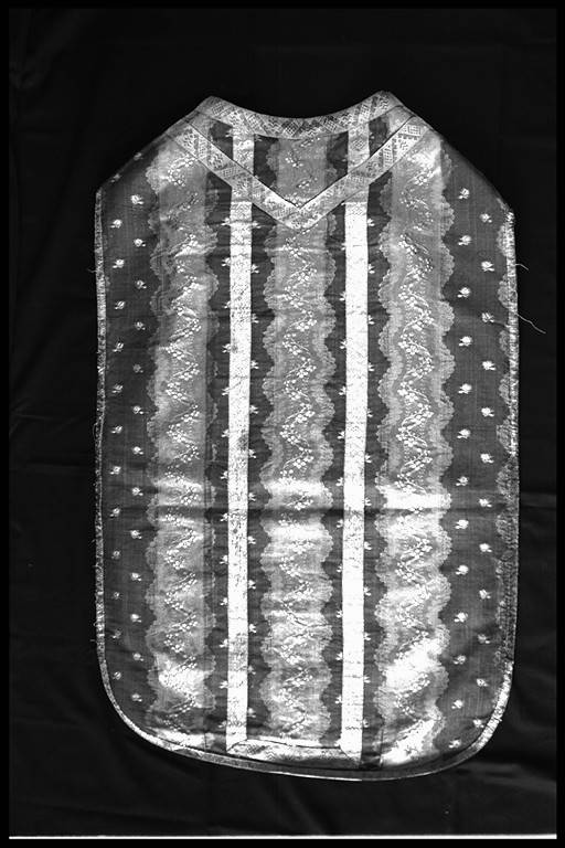 paramento liturgico, insieme - produzione modenese (sec. XIX)