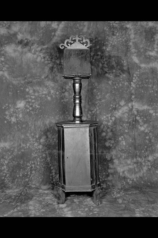 badalone, elemento d'insieme - manifattura modenese (secondo quarto sec. XVIII)