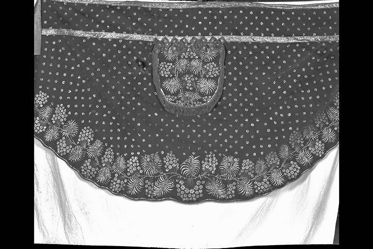 piviale - manifattura Italia settentrionale (inizio sec. XIX)