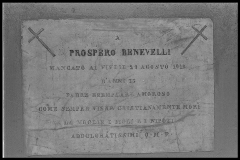 lapide tombale - produzione emiliana (sec. XX)