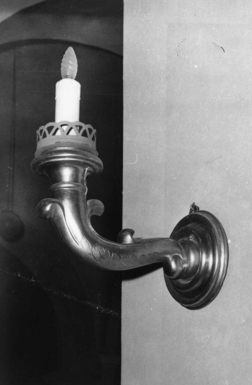 candeliere da parete, serie - bottega modenese (metà sec. XIX)