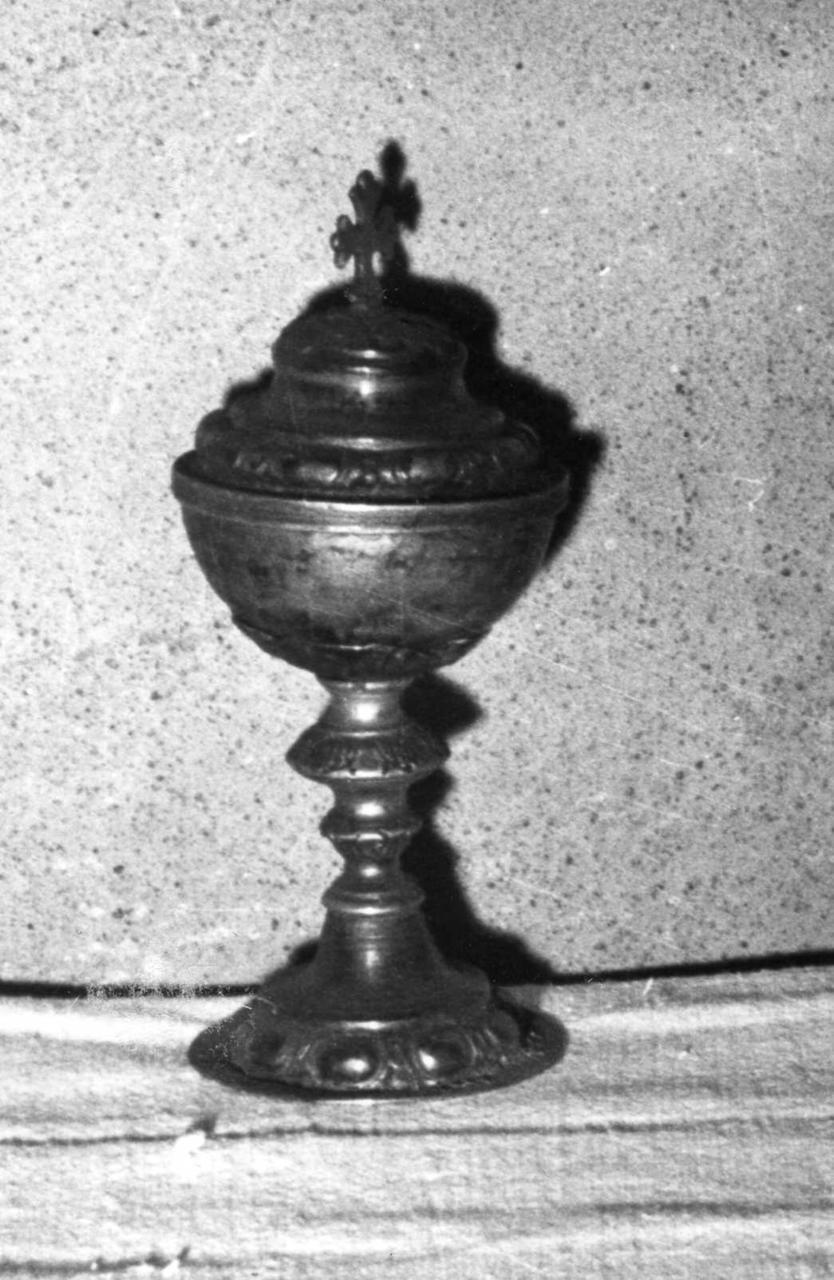 pisside - bottega emiliana (inizio sec. XVIII)